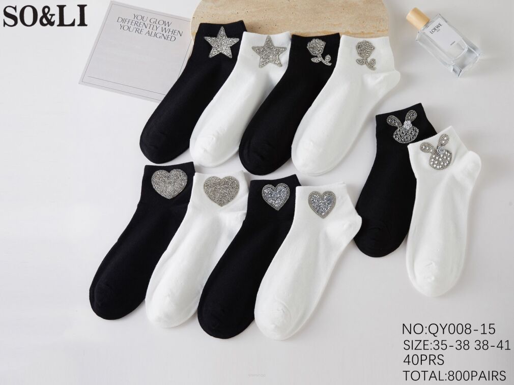 SKARPETY   Paczka:    40 par  Cena.   3.2 zł