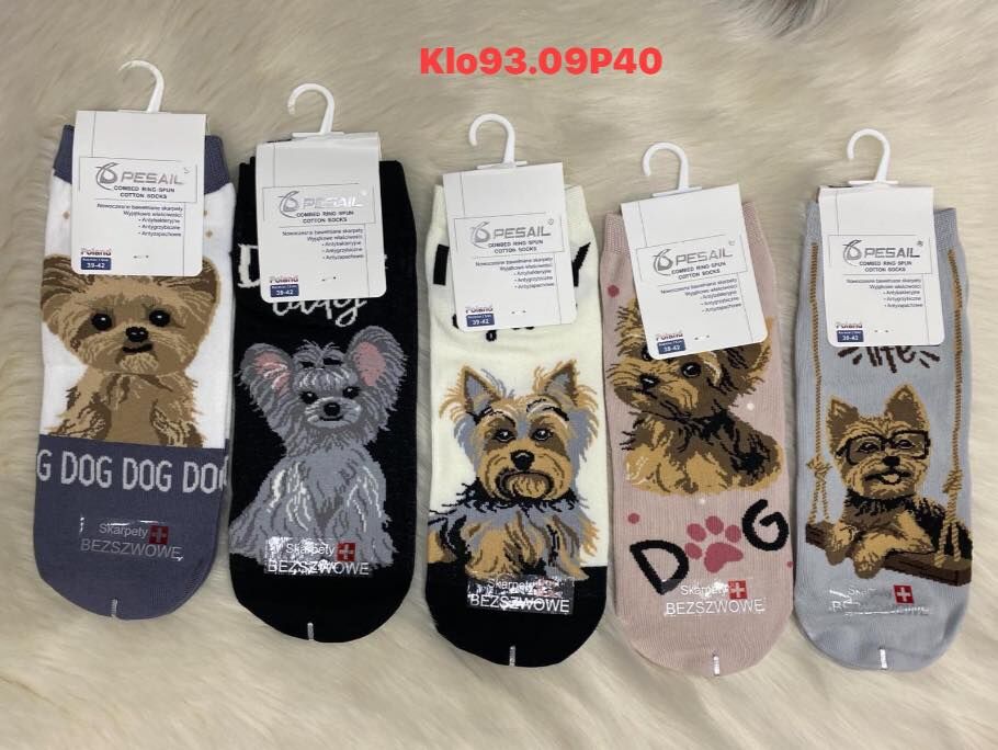 SKARPETY Paczka 40 par, mix cena netto 2,8 zł