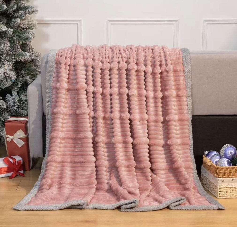 KOCE GRUBY. 300gram    200x220cm        Cena netto 38 zł