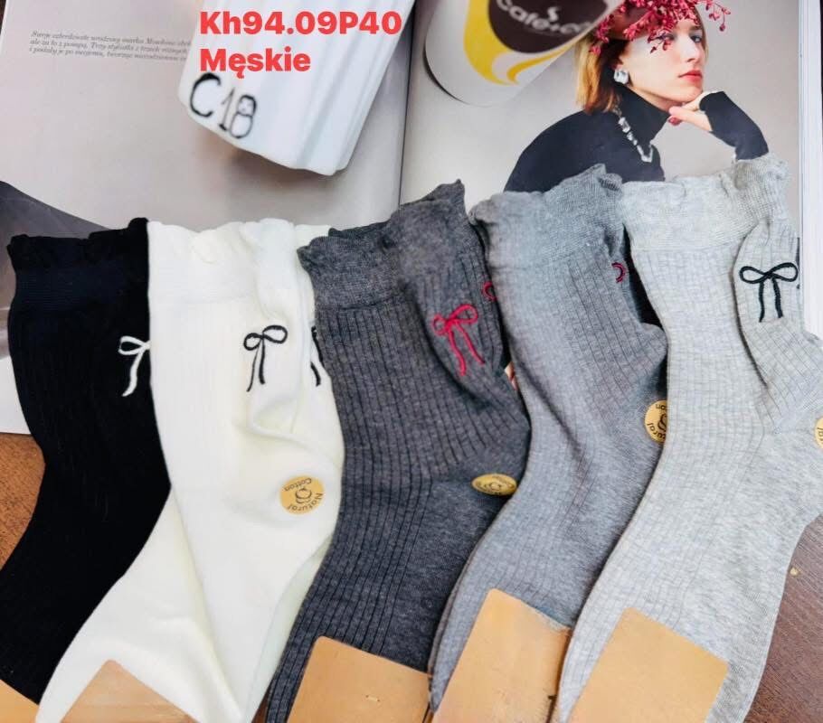 SKARPETY  Paczka: 40 par  Cena netto   3.5;zł 