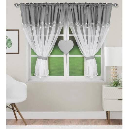 Firanki gotowe Rozmiar: 145x400cm