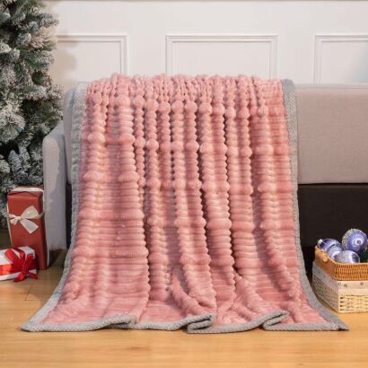 KOCE GRUBY. 300gram 160x200cm  Cena netto  28 zł