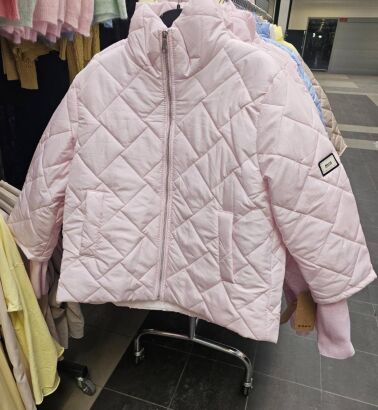 KURTKI    UNI   PACZKA  6 SZT/1MIX