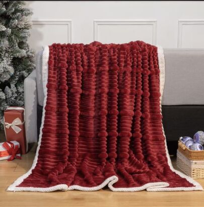 KOCE GRUBY. 300gram    200x220cm        Cena netto 38 zł