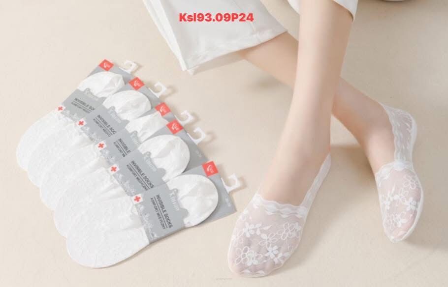 SKARPETY.  Paczka:     24 szt